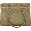 シャネル CHANEL ココマークマトラッセラージショッピングトート A91046 ベージュ ゴールド金具 キャビアスキン レディース トートバッグ