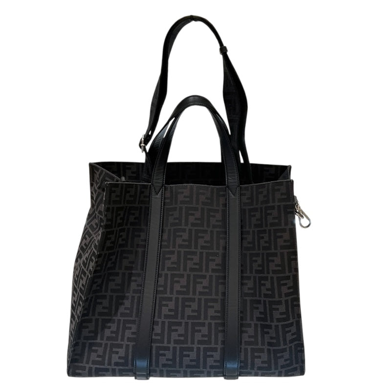 フェンディ FENDI FFｼﾞｬｶﾞｰﾄﾞ2WAYｼｮｯﾋﾟﾝｸﾞﾊﾞｯｸﾞ 7VA390 ブラック SV金具 レザー レディース トートバッグ