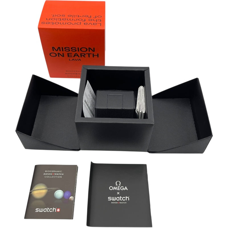 スウォッチ swatch ミッションオンアースラヴァオメガ×スウォッチコラボモデル S0330100 オレンジ バイオセラミック メンズ 腕時計