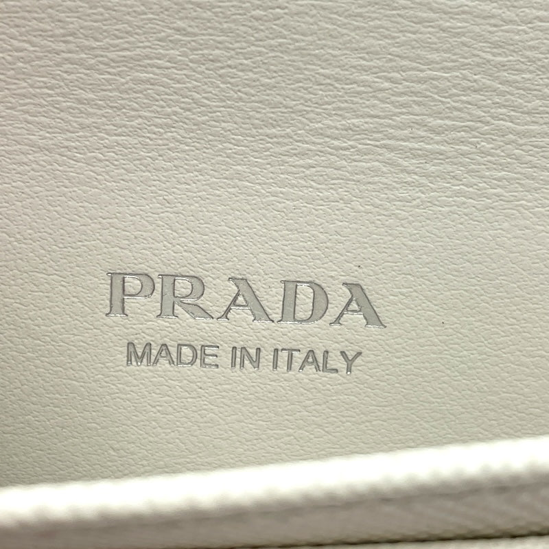 プラダ PRADA トライアングルロゴカードケース 1MC110 ホワイト SV金具 サフィアーノ レディース カードケース