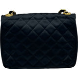 シャネル CHANEL マトラッセラインストーンココマークチェーンショルダー 0番台 ブラック ゴールド金具 シルクサテン/ラインストーン レディース ショルダーバッグ