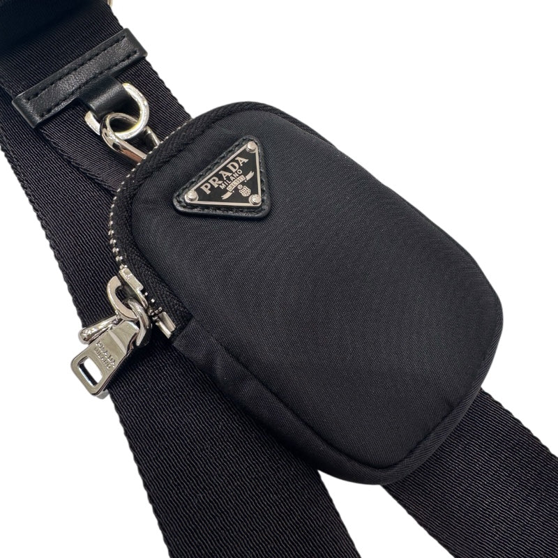 プラダ PRADA パデッド　Re-Nylon　ショルダーバッグ ブラック ナイロン レディース ショルダーバッグ