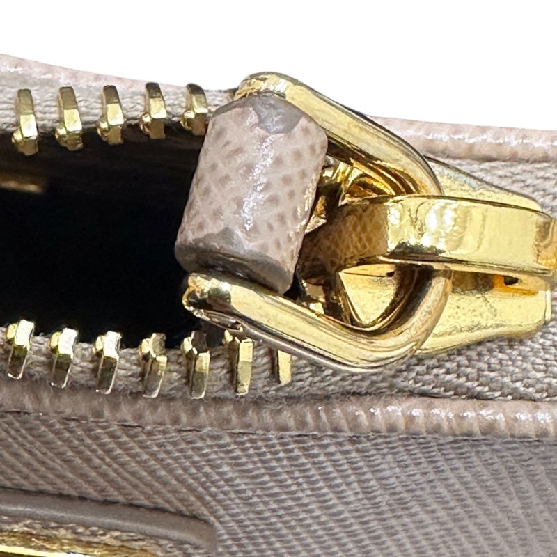 プラダ PRADA Re-Edition ショルダーバッグ 1BH204 ベージュ サフィアーノレザー レディース ショルダーバッグ