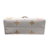 ルイ・ヴィトン LOUIS VUITTON オンザゴーMM M22975 ホワイト PVC　 ユニセックス ハンドバッグ