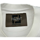 フェンディ FENDI ×FRAGMENT フロントロゴ半袖Tシャツ FY1144 ホワイト コットン メンズ 半袖Ｔシャツ