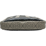 シャネル CHANEL カメリアショルダー A57273 25番台 ブラック/ベージュ シルバー金具 ビニール レディース ショルダーバッグ