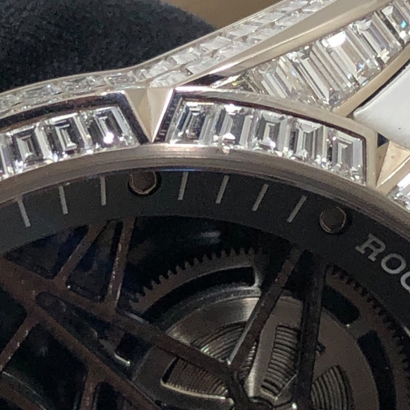 ロジェ・デュブイ ROGER DUBUIS エクスカリバー45 ダブルフライングトゥールビヨン バゲットダイヤ DBEX0440 K18WG 手巻き メンズ 腕時計