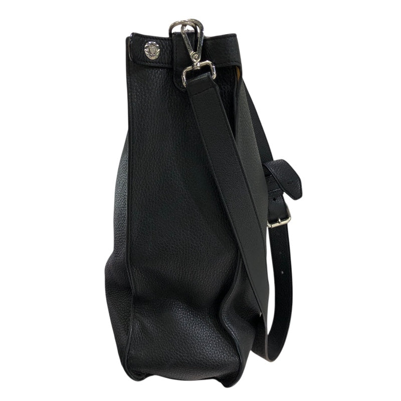フェンディ FENDI ピーカーブー アイシーユー 7VA528 ブラック
