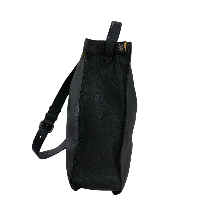 フェンディ FENDI ピーカーブー アイシーユー 7VA528 ブラック