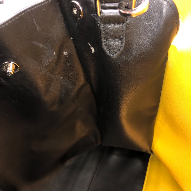 フェンディ FENDI ピーカーブー アイシーユー 7VA528 ブラック