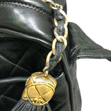 シャネル CHANEL マトラッセ フリンジ ショルダーバッグ ブラック ラムスキン レディース ショルダーバッグ