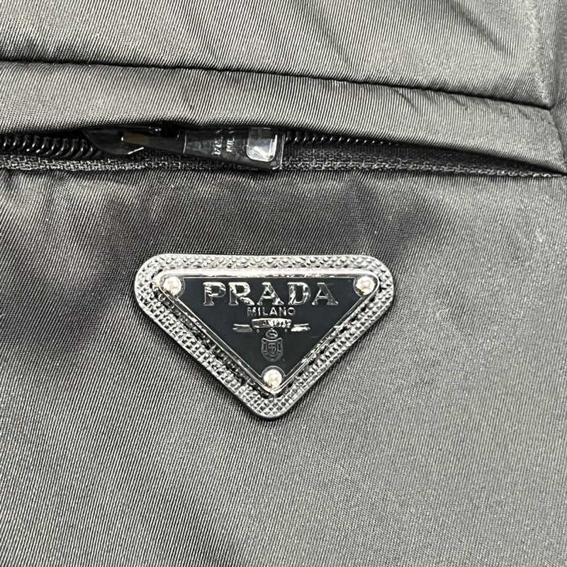 プラダ PRADA トライアングルロゴニット切替ジャケット UMG026 ブラック ウール メンズ その他アウター