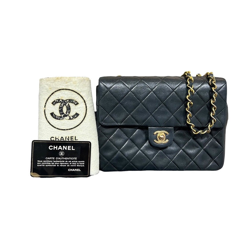 シャネル CHANEL ミニマトラッセ20 A01163 ブラック/GD金具 ラムスキン 