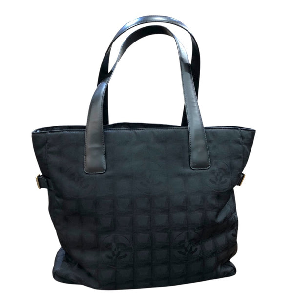 シャネル CHANEL ニュートラベルライン　トート　GM A15825 ブラック　GD金具 ナイロン・レザー ユニセックス トートバッグ