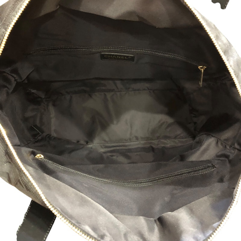 シャネル CHANEL ニュートラベルライン　トート　GM A15825 ブラック　GD金具 ナイロン・レザー ユニセックス トートバッグ
