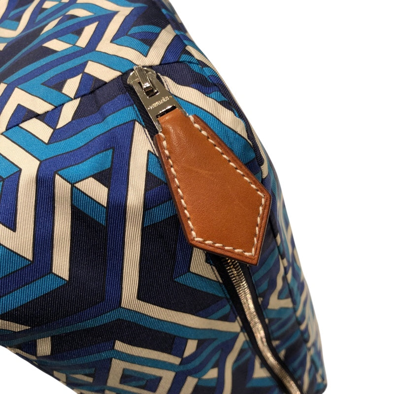 エルメス HERMES ウース・ドゥ　ヴォワヤージュMM Y刻 ブルー シルク ユニセックス ポーチ