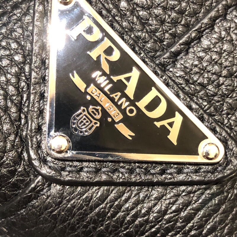 プラダ PRADA エンボスロゴトートバッグ 2VG109 ブラック ヴィッテロダイノレザー メンズ ショルダーバッグ
