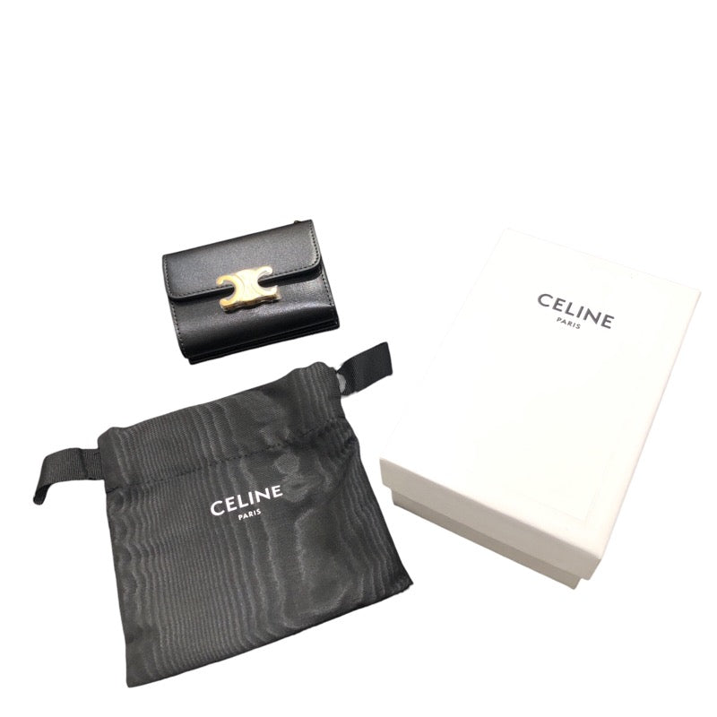 セリーヌ CELINE コイン入れ付きコンパクトウォレット トリオンフ 10I653DPV.38NO ブラック/ゴールド金具 カーフレザー レディース 三つ折り財布