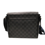 ルイ・ヴィトン LOUIS VUITTON ディストリクトPM N41260 ブラック シルバー金具 ダミエ グラフィットキャンバス メンズ ショルダーバッグ