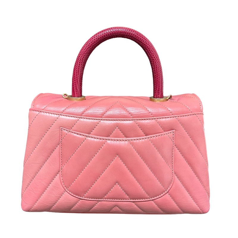 シャネル CHANEL ココハンドルXS Vステッチ ピンク/GD金具 カーフ