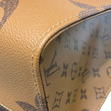 ルイ・ヴィトン LOUIS VUITTON オンザゴーＧＭ M45320 ブラウン モノグラム ジャイアント・リバース ユニセックス トートバッグ