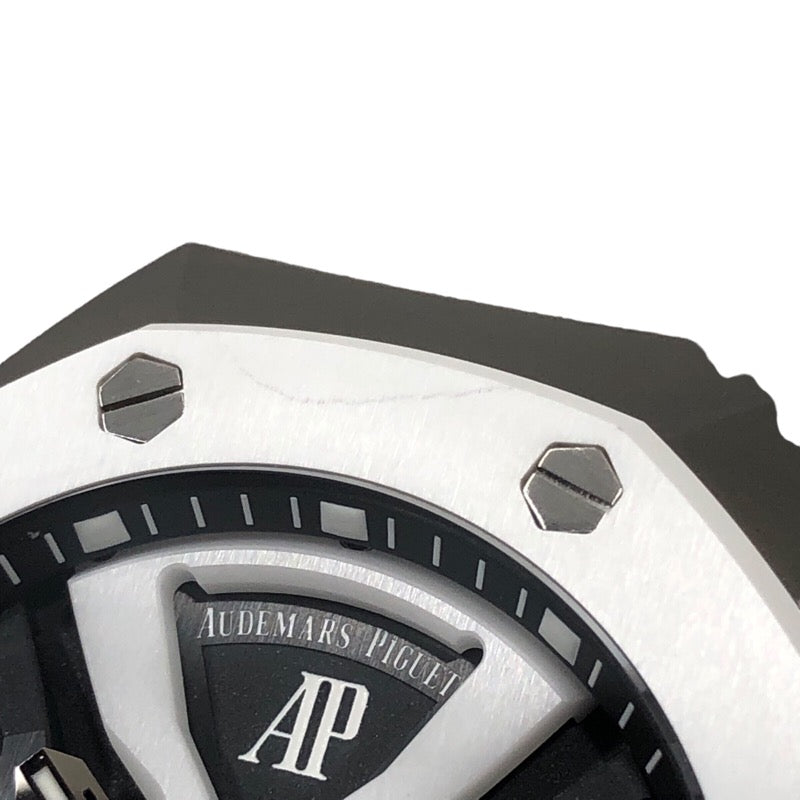 オーデマ・ピゲ AUDEMARS PIGUET ロイヤルオークコンセプト GMT トゥールビヨン 26580IO.OO.D010CA.01 チタン/セラミック 手巻き メンズ 腕時計