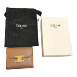セリーヌ CELINE ｽﾓｰﾙ ﾌﾗｯﾌﾟｳｫﾚｯﾄ ﾄﾘｵﾝﾌ 10D783 キャラメル/ゴールド金具 シャイニーカーフ レディース 三つ折り財布