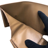 セリーヌ CELINE ｽﾓｰﾙ ﾌﾗｯﾌﾟｳｫﾚｯﾄ ﾄﾘｵﾝﾌ 10D783 キャラメル/ゴールド金具 シャイニーカーフ レディース 三つ折り財布