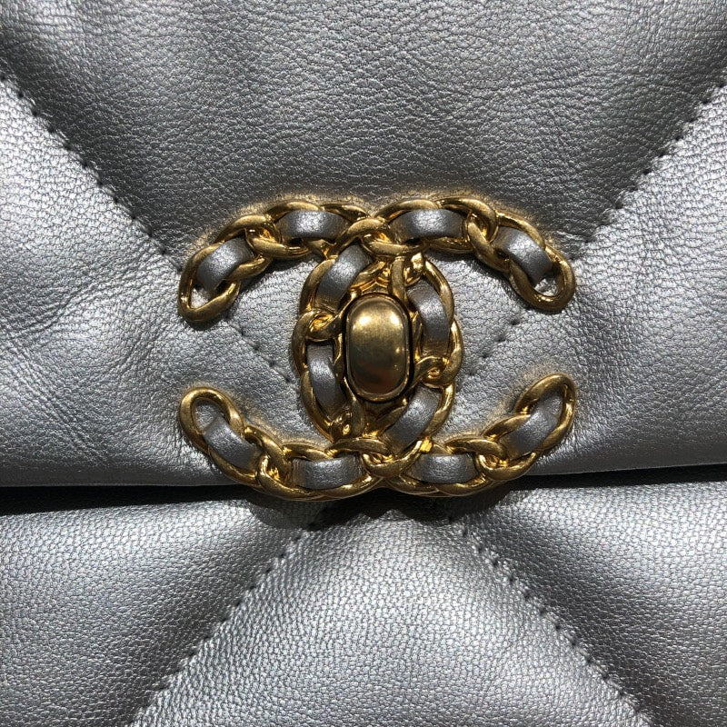 シャネル CHANEL CHANEL19フラップバッグ シルバー ゴールド金具 ラムスキン レディース ショルダーバッグ