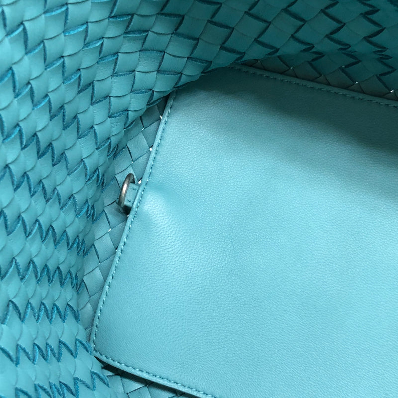 ボッテガ・ヴェネタ BOTTEGA VENETA スモールカバ ライトブルー ラムスキン レディース ハンドバッグ