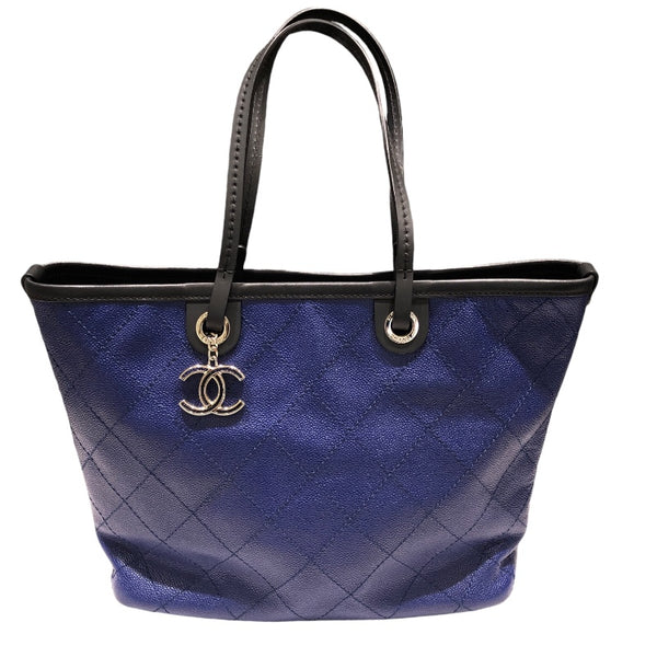 シャネル CHANEL オンザロードトートバッグ A92211 ブルー・ブラック　SV金具 キャビア レディース トートバッグ