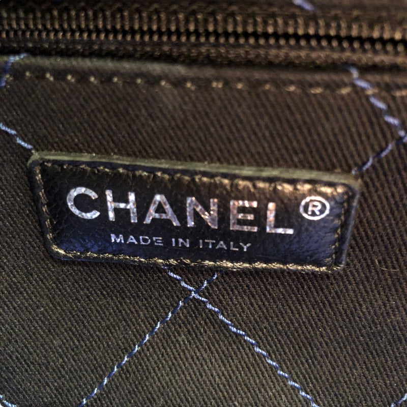 シャネル CHANEL オンザロードトートバッグ A92211 ブルー・ブラック　SV金具 キャビア レディース トートバッグ