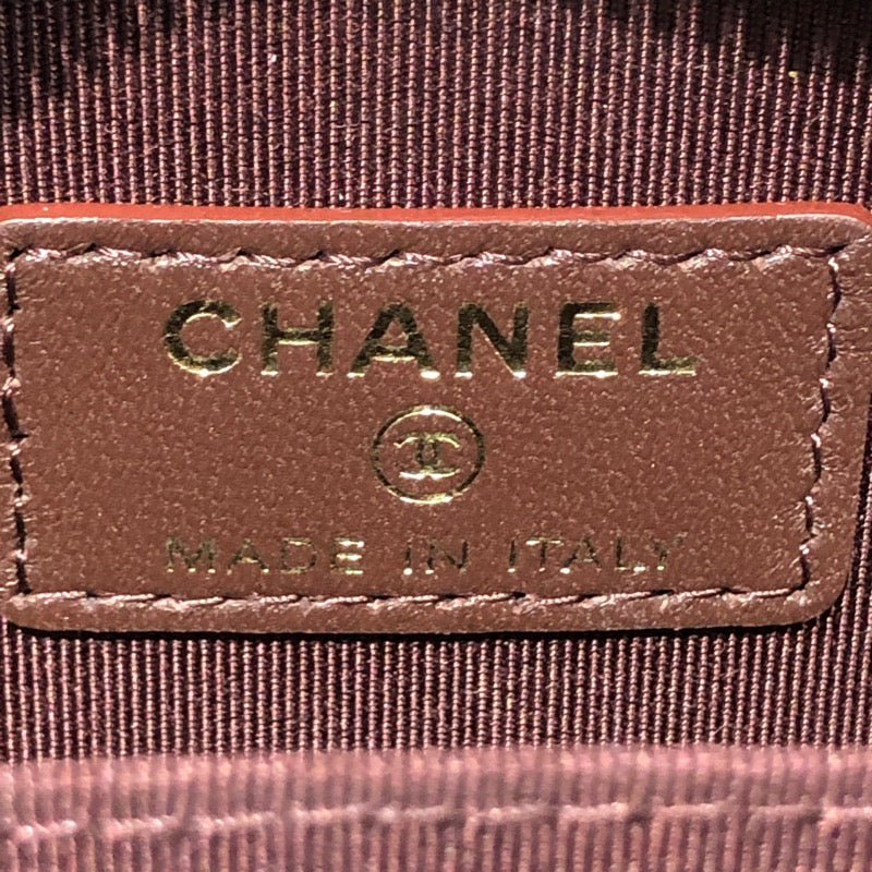 シャネル CHANEL マトラッセ スマホショルダー 27番台 ブラック シャネル CHANEL マトラッセ スマホショルダー 27番台 ブラック