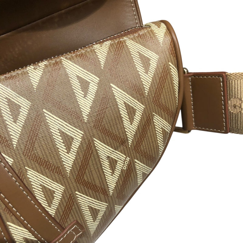ディオールオム DIOR HOMME サドルバッグ 1ADPO093CDP ブラウン CDダイヤモンドPVC メンズ ショルダーバッグ