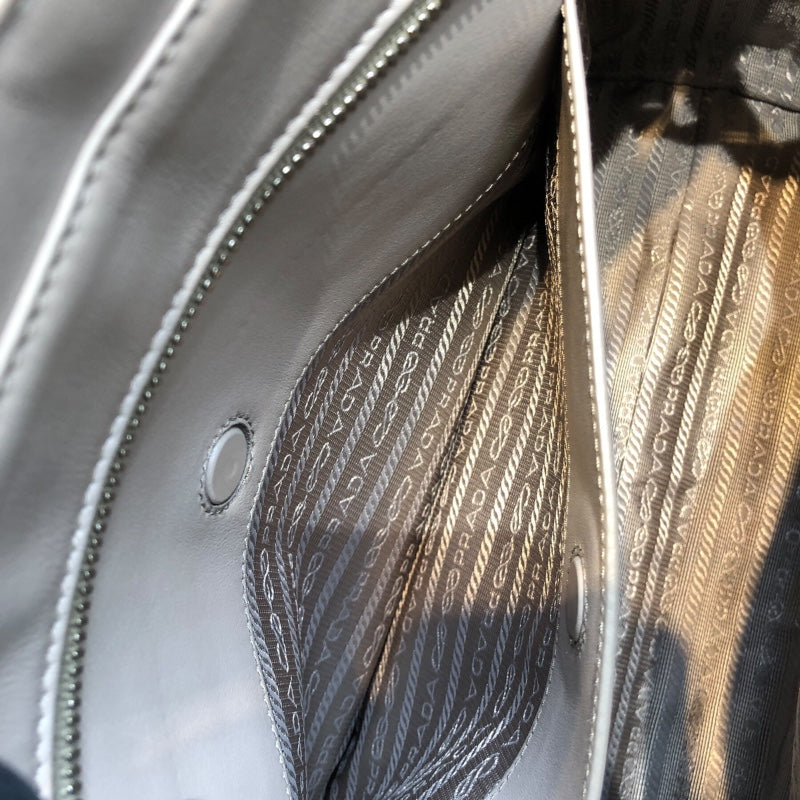 プラダ PRADA 2WAYハンドバッグ 1BA195 グレー レザー レディース ハンドバッグ
