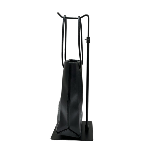 シャネル CHANEL エッセンシャルトートスモール A46880 ブラック ラムスキン レディース ハンドバッグ