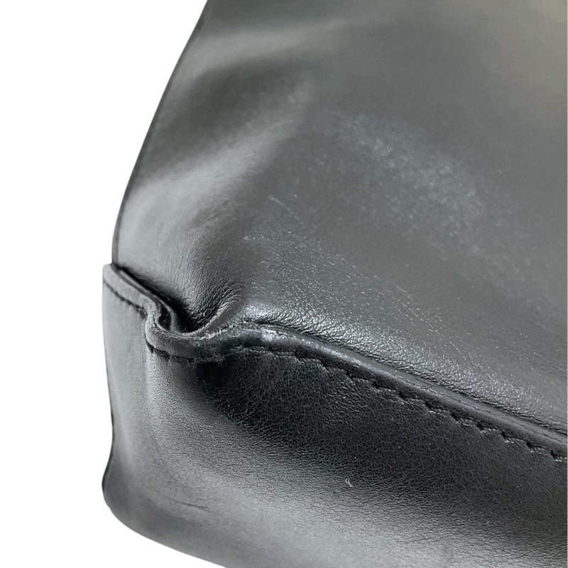 シャネル CHANEL エッセンシャルトートスモール A46880 ブラック ラムスキン レディース ハンドバッグ