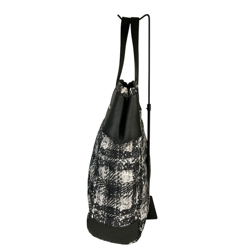 シャネル CHANEL ツイードプリントトートバッグ A66446 ブラック ナイロン レディース トートバッグ