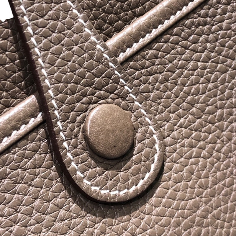 エルメス HERMES エヴリン3PM D刻印 エトゥープ シルバー金具 トリヨン レディース ショルダーバッグ エルメス HERMES エヴリン3PM D刻印 エトゥープ シルバー金具 トリヨン