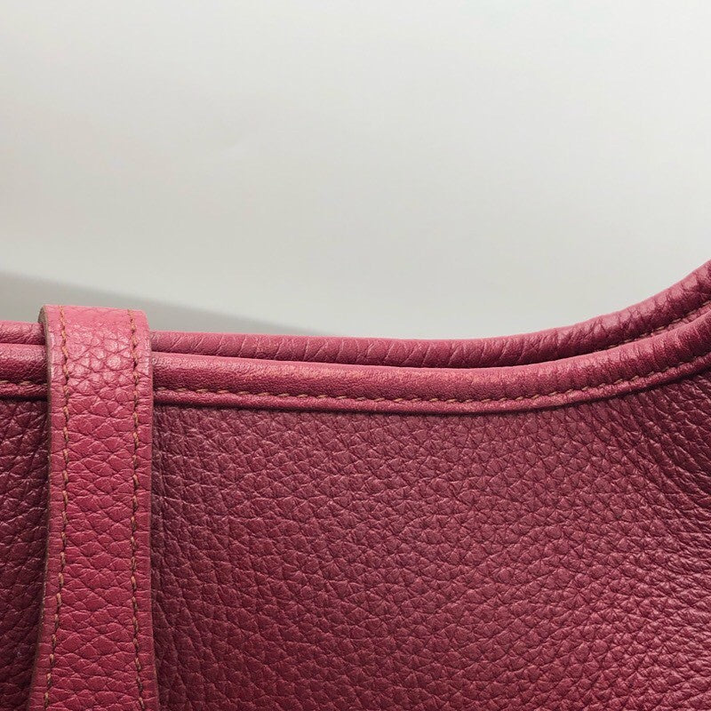 エルメス HERMES エヴリン3PM □N刻 ルビー トリヨン レディース ショルダーバッグ