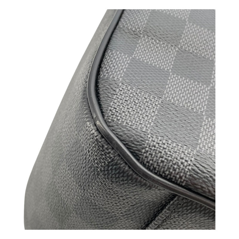ルイ・ヴィトン LOUIS VUITTON タダオ N51192 ブラック ダミエ・グラフィット メンズ ショルダーバッグ