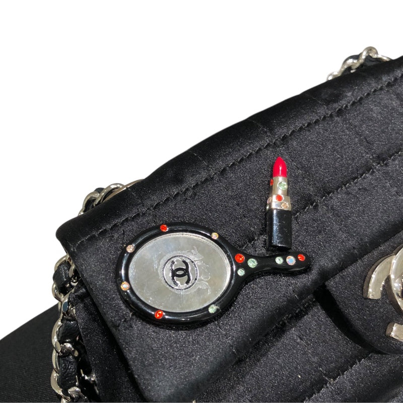 シャネル CHANEL チョコバーメイクアップチェーンショルダーバッグ ブラック シルバー金具 シルクサテン レディース ショルダーバッグ