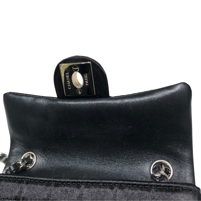シャネル CHANEL チョコバーメイクアップチェーンショルダーバッグ ブラック シルバー金具 シルクサテン レディース ショルダーバッグ