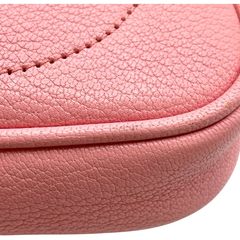 GUCCI ピンクレザー ヘアバンド 袋付き GUCCI ピンクレザー ヘアバンド