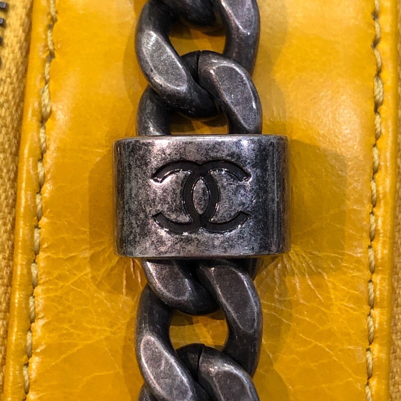 シャネル CHANEL カメラチェーンショルダーバッグ A92656/20番台 イエロー x シルバー金具 カーフスキン レディース ショル |  中古ブランドリユースショップ OKURA(おお蔵)