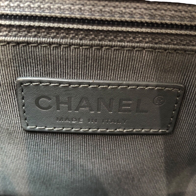 シャネル CHANEL ボーイシャネル25 16番台 ピンク x シルバー金具 エナメル レディース ショルダーバッグ