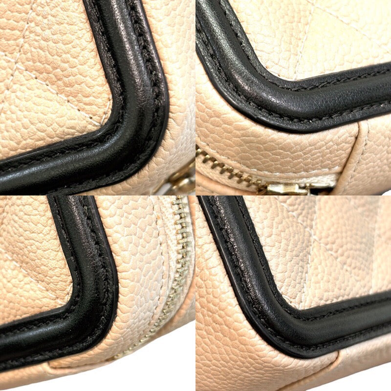 シャネル CHANEL CCフィリグリーミニバニティ A93342 27番台 ベージュ