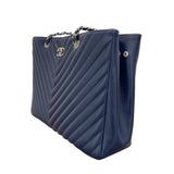 シャネル CHANEL vステッチチェーンショッピングトート A91046 ネイビー/シルバー金具 キャビアスキン レディース トートバッグ