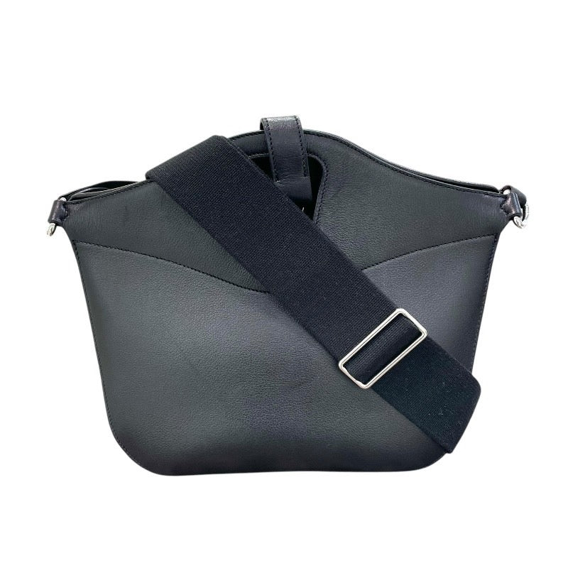 エルメス HERMES メッセンジャーアトラージュ U刻印 ブラック×シルバー金具 エヴァ―グレイン レディース ショルダーバッグ