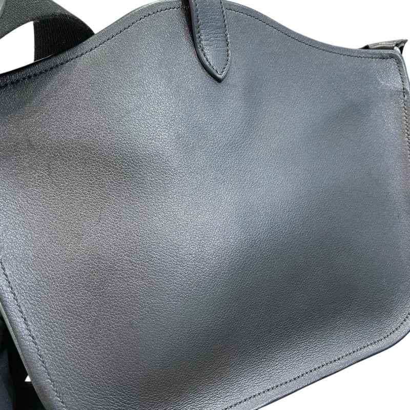 エルメス HERMES メッセンジャーアトラージュ U刻印 ブラック×シルバー金具 エヴァ―グレイン レディース ショルダーバッグ